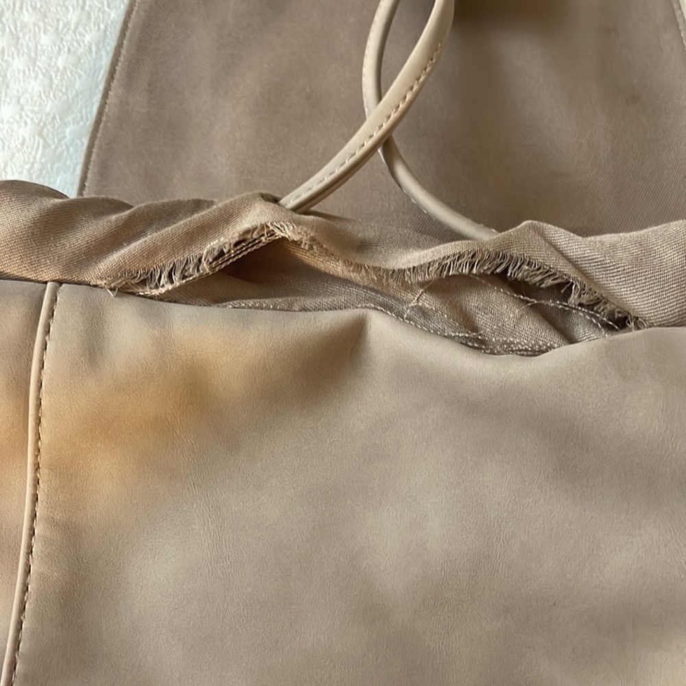 grey backpack - Picture 3 of 4